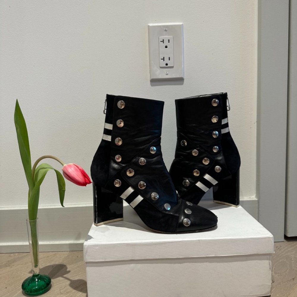 Maison Margiela Cutout Heal Ankle Boots